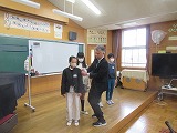 交通安全リーダーワッペン授与式2