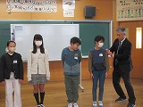 交通安全リーダーワッペン授与式1