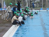 着衣水泳の様子2