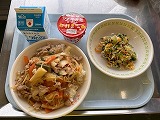 （写真）2024年4月11日の給食