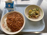 （写真）2024年4月23日の給食