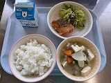 （写真）2024年4月25日の給食