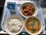 （写真）2024年4月26日の給食