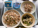 （写真）2024年5月1日の給食