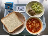 （写真）2024年5月2日の給食