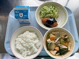 （写真）2024年10月2日の給食
