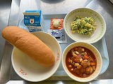 （写真）2024年10月23日の給食