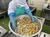 （写真）2024年12月3日の給食室の様子1