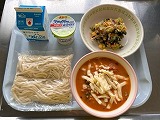 （写真）2023年11月21日の給食