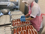 （写真）2023年11月30日の給食室の様子2