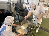 （写真）2023年12月13日の給食室の様子2