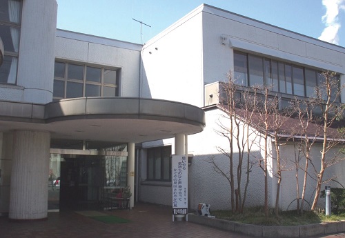 （写真）東図書館（吉永まちづくりセンター）外観