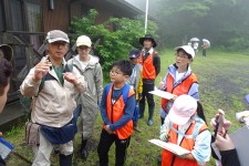 (写真)自然観察会の様子