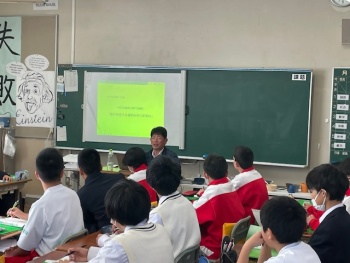 吉原第一中学校「富士市CNF普及推進企業出前講座」1
