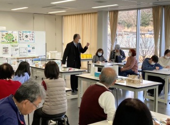 紙っと！プロジェクト　もっと知りたい！CNF