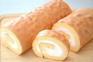 （写真）ロールケーキ