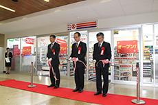 （写真）サークルKミニ富士市役所店オープニングセレモニー