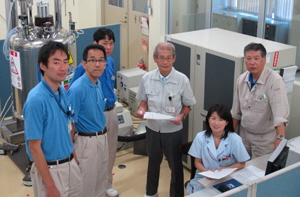 旭化成株式会社富士支社吉野研究室の様子の写真