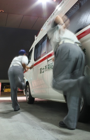（写真）命のリレーをつなぐ第一走者＜平成19年度静岡県広報コンクール「広報写真（一枚写真）」優秀賞受賞＞