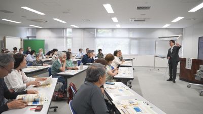 （写真）オープニングトークの様子