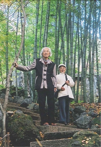 吉野夫婦の写真