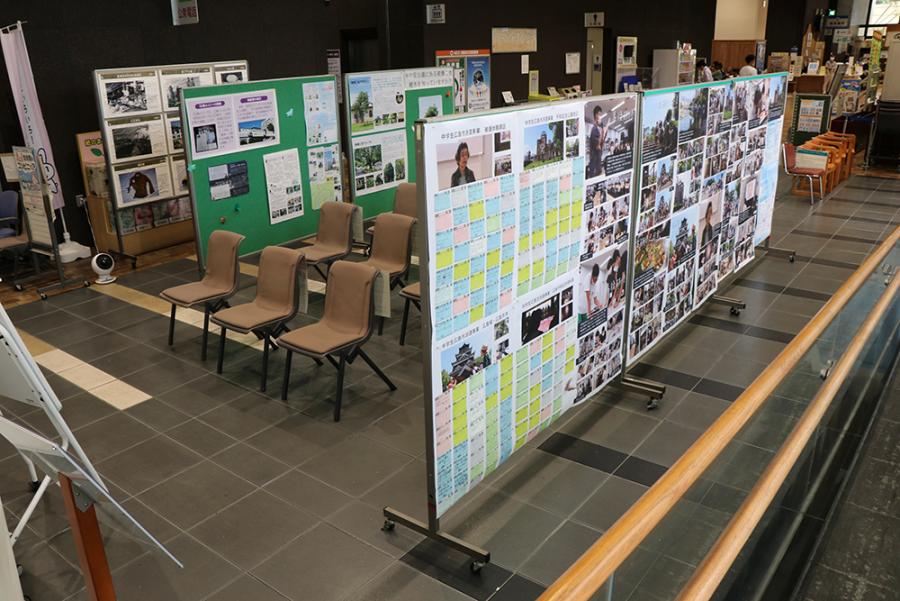 市庁舎での展示2