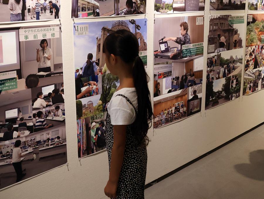 ロゼシアターでの展示1