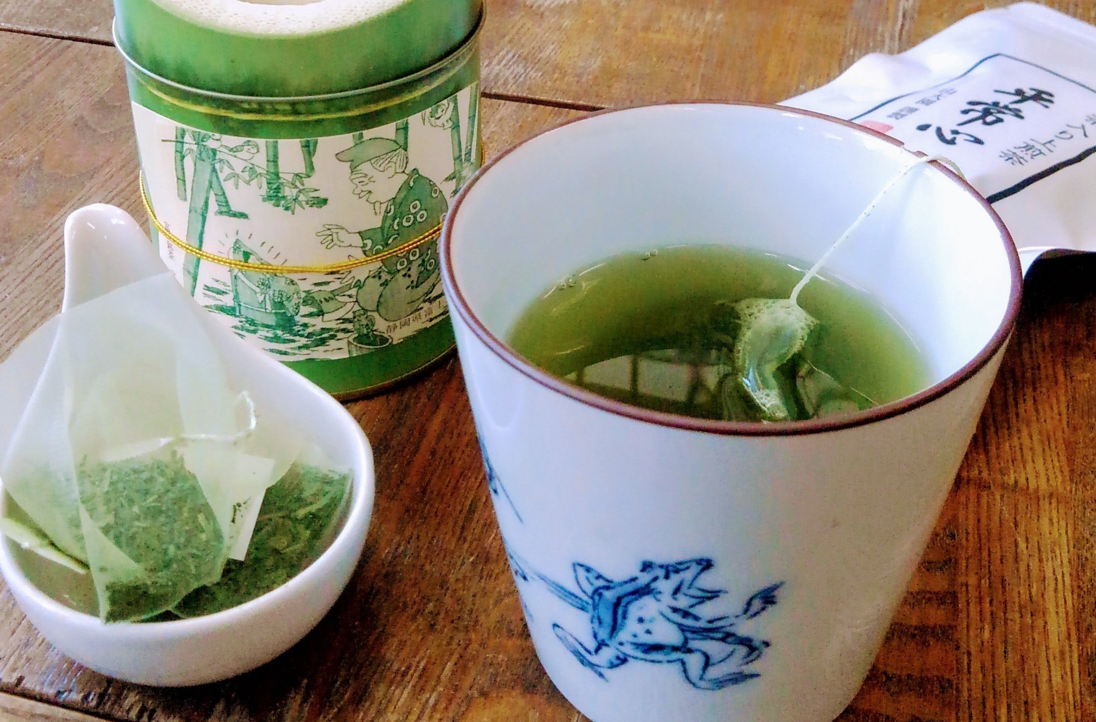 抹茶入り上煎茶　平常心　竹缶入り（株式会社山大園　提供）