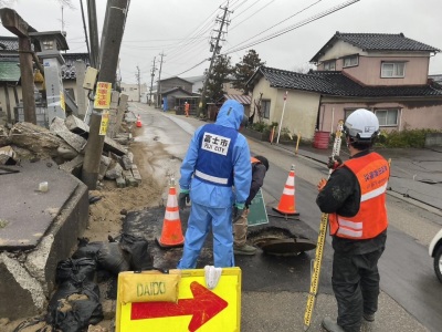 （写真）第2次派遣活動時の様子1