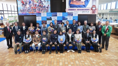 出席者と記念撮影