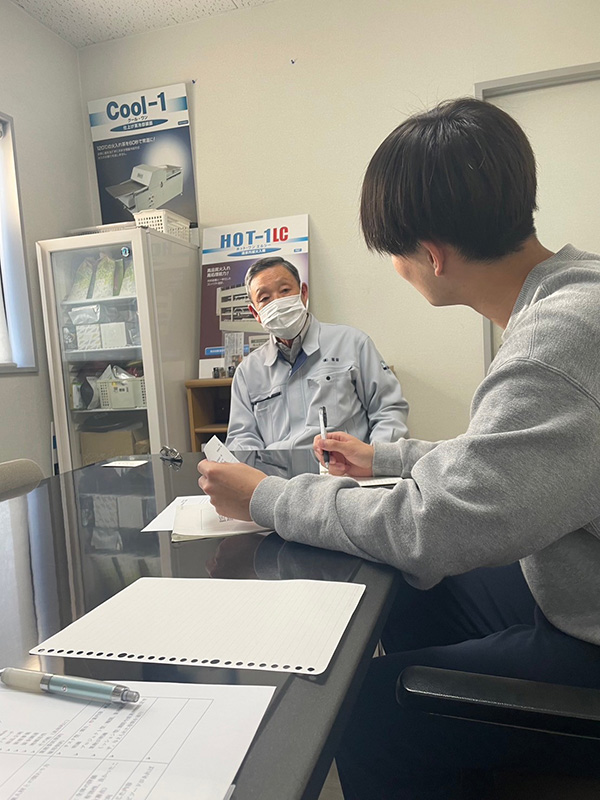 インタビューの様子2