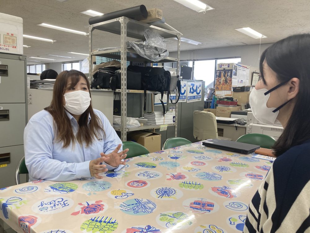 インタビューの様子2