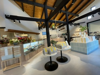バウムクーヘン専門店の写真2