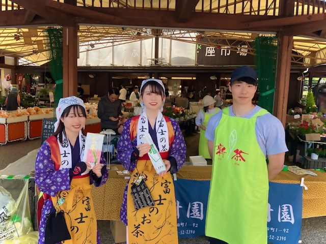 富士川楽座の様子2