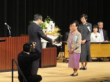 （写真）第45回富士市社会福祉大会式典のようす