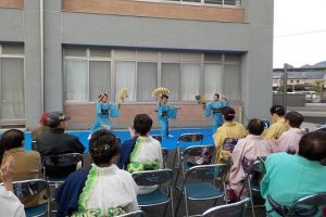 （写真）岩松地区文化祭ステージ