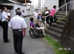 （写真）フィールドワークの様子