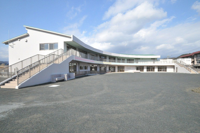 （写真）富士市立富士川第二幼保園