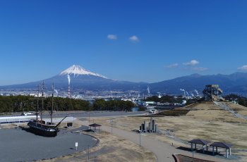 （写真）ふじのくに田子の浦みなと公園