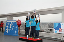 （写真）青春大賞キックオフイベント「富士山の正面で挑戦を叫ぶ」