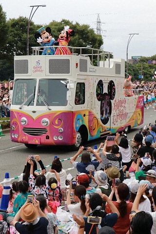 （写真）パレードの様子