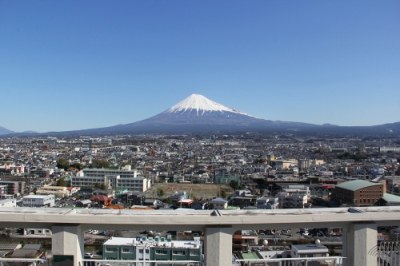 （写真）富士山の稜線も美しく見えます